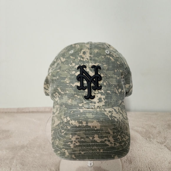 47 Other - 47 Brand Green Camo NY Mets Hat with Black Emblem. Excellent Condition.
